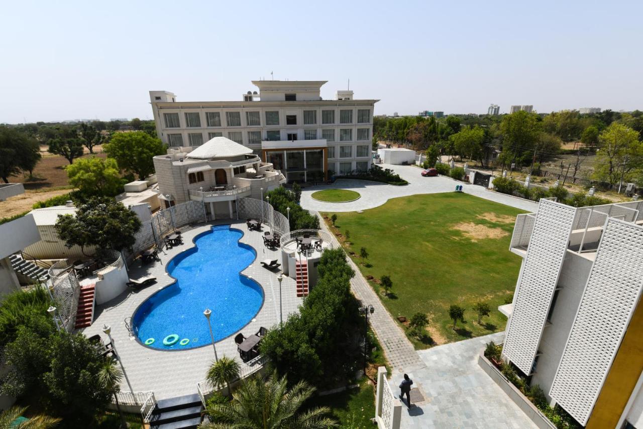 Stardom Resort Džajpur Exteriér fotografie
